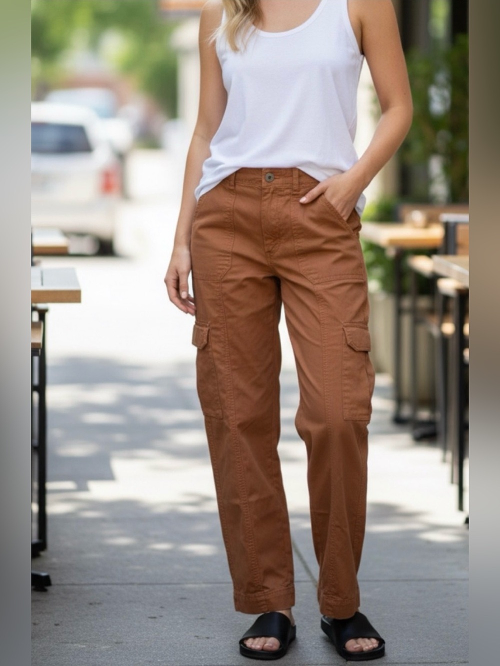 Abercrombie and Fitch baggy cargo utility pants tan brown size 27 or 4 Y2K style